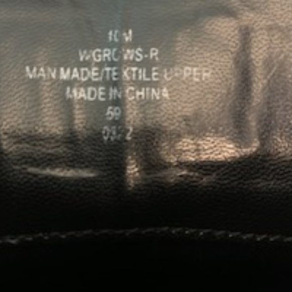 👢Step Up Your Style with Guess Grows-R Platform Ankle Boots! 👢 Womens size  10 - Picture 7 of 14